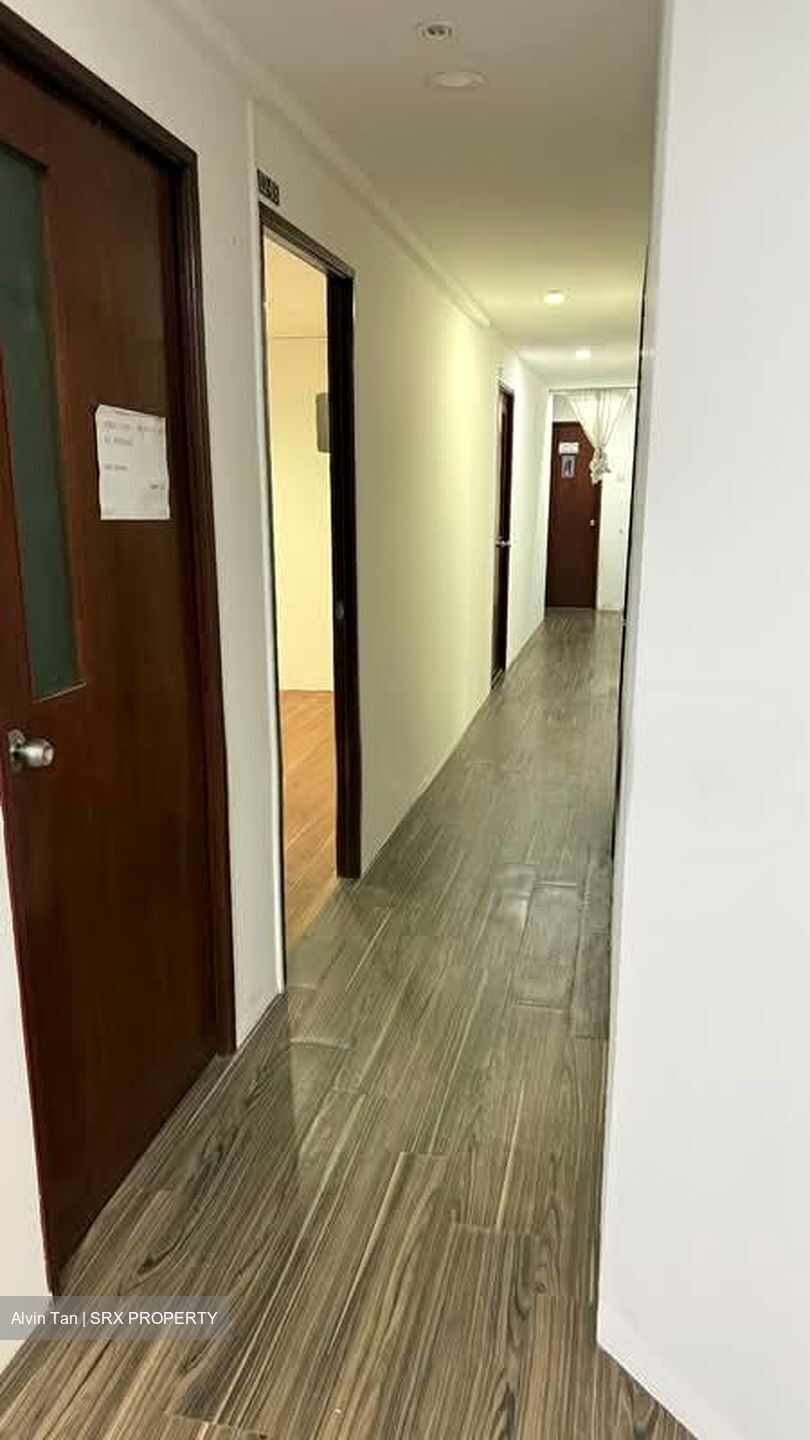 City Plaza (D14), Office #526871031